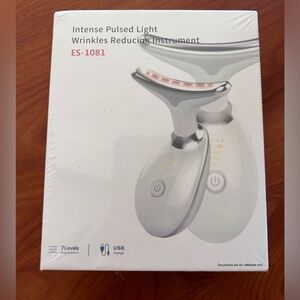 Intense pulsed light wrinkles reducing instrument